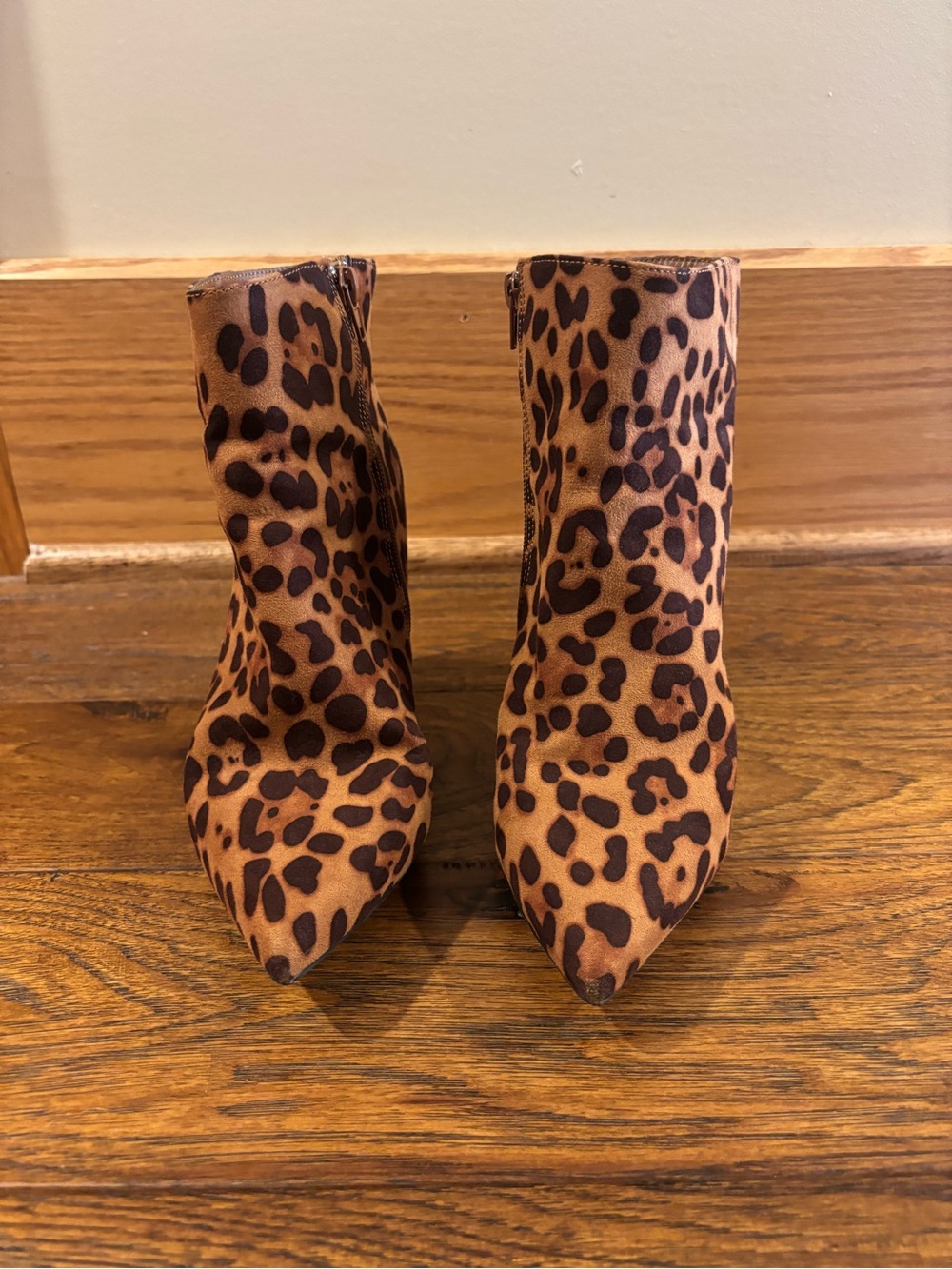 BAMBOO Leopard Print Pointed Toe Booties - Brown & Black